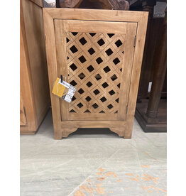 CHE326 End Table 1 Door w/ Diamond Carving 20.1x18.8x29.8H