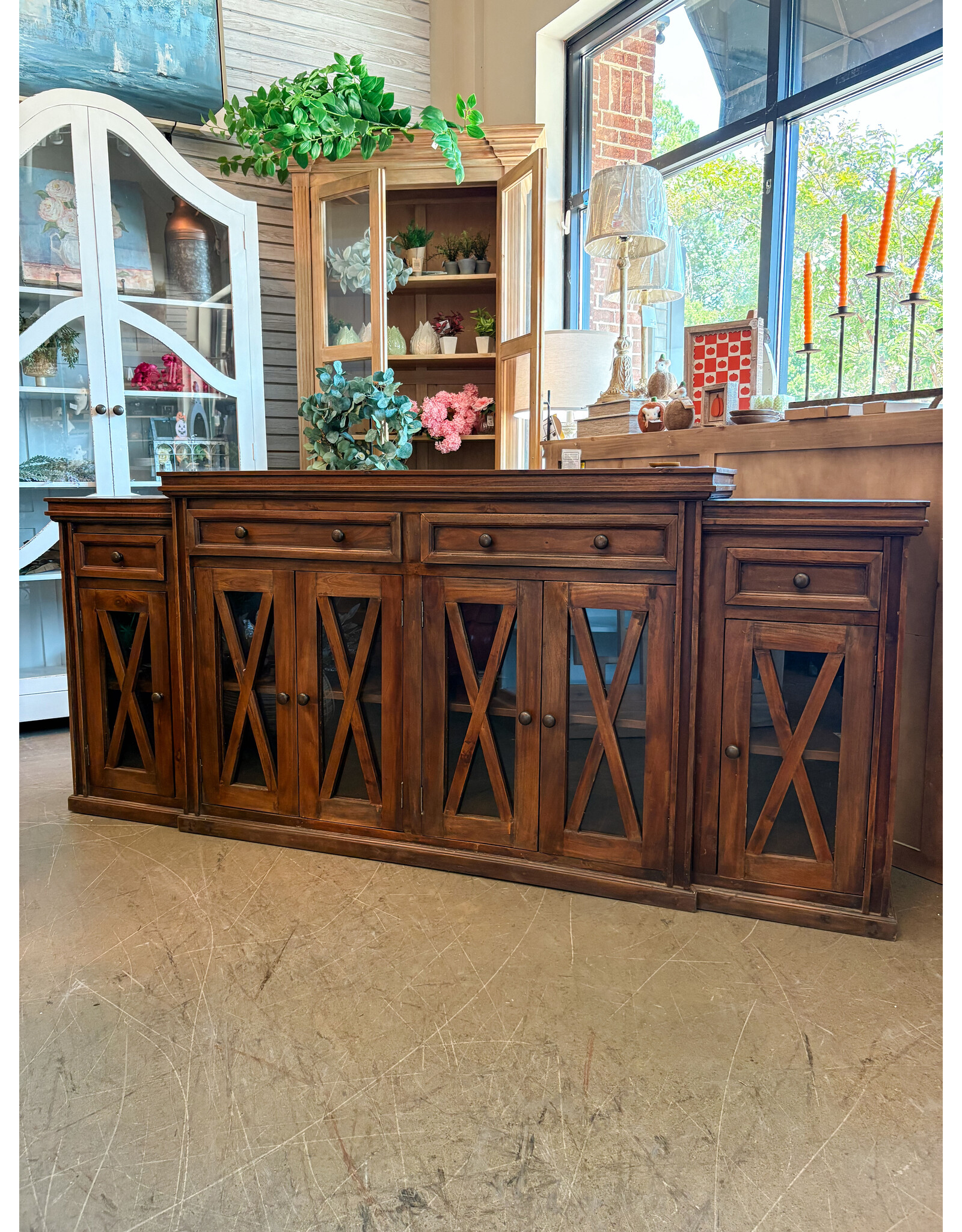 CAB618 Yorkshire Credenza 87x17.7x38.2"H