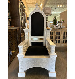 CHA045 Throne Chair