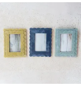 2 Layer Scalloped Photo Frame 4" x 6" DG0217A
