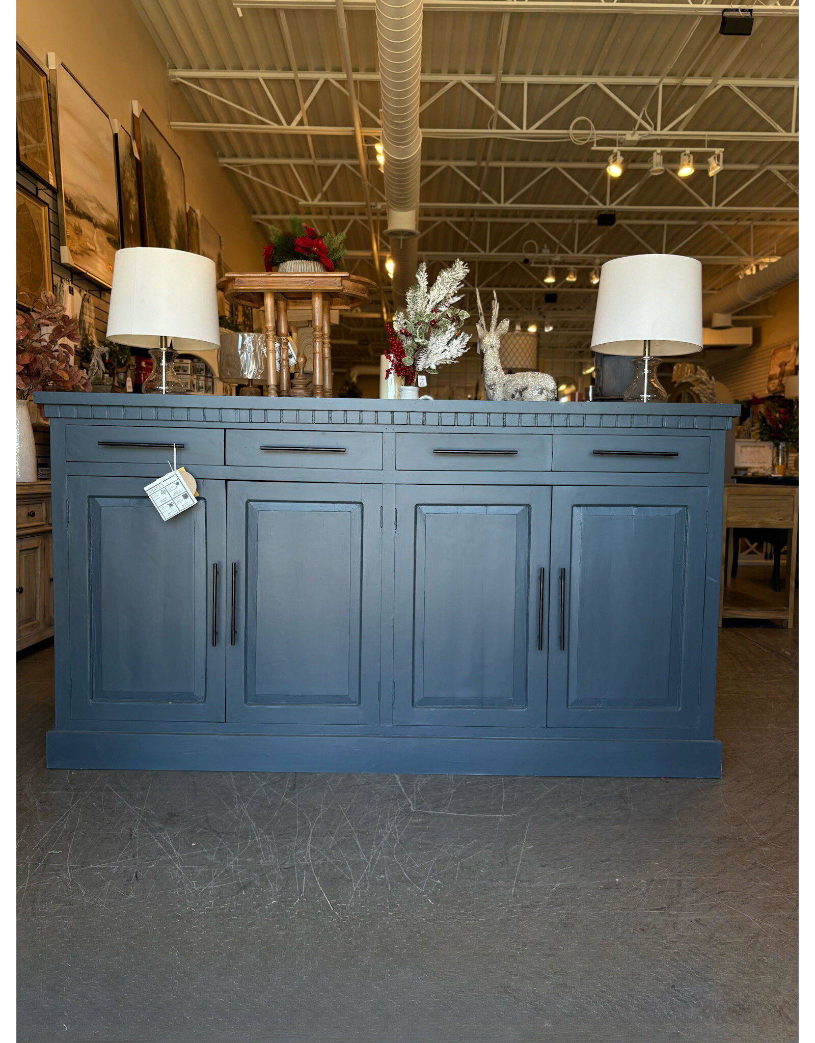 CAB282 Large Credenza 4 Drw w Bvld Pnls 4 dRw W/RG 81.8x17.7x44.8