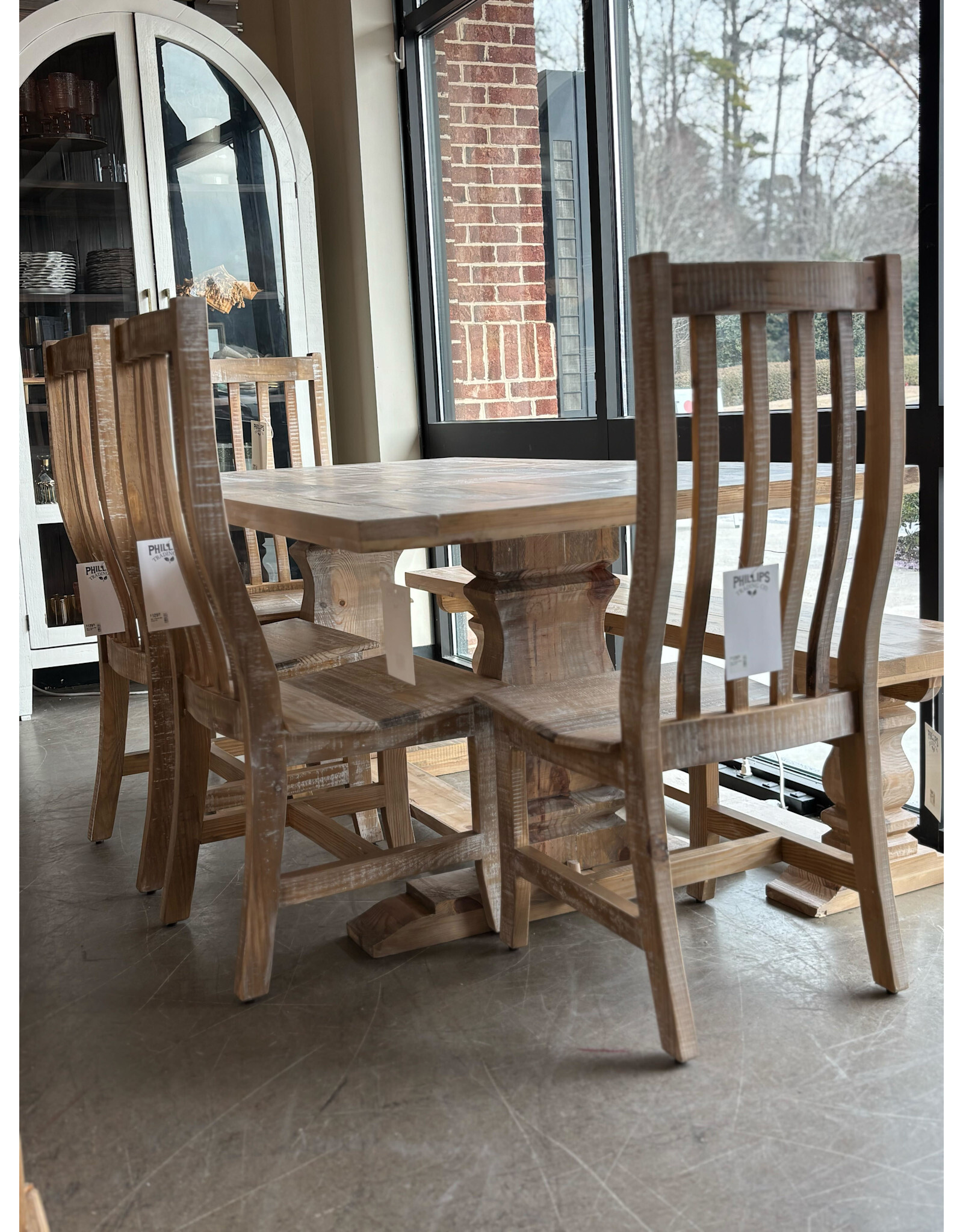 SIL 6 Santa Rita Chair