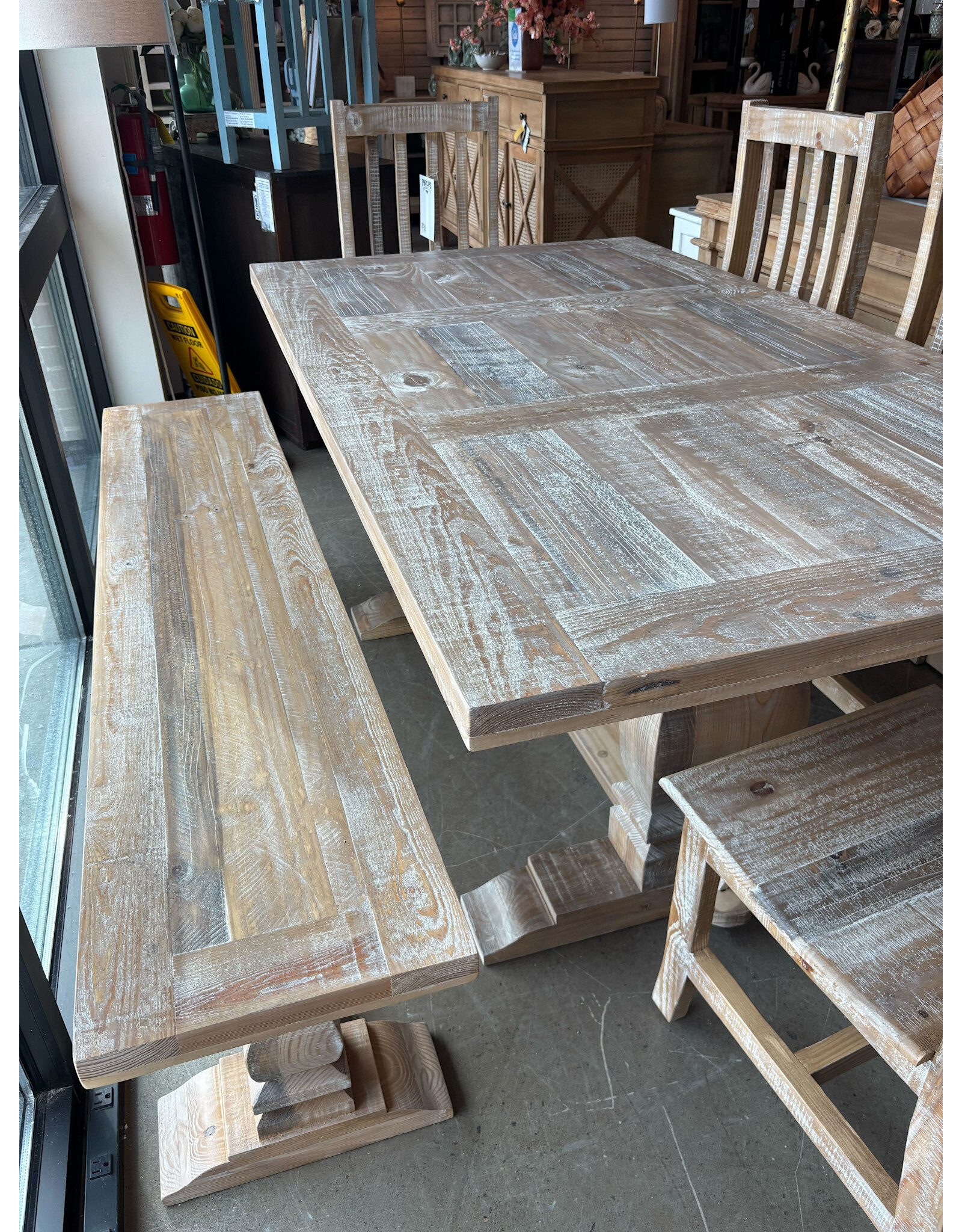 Ban 17 Pedestal Bench