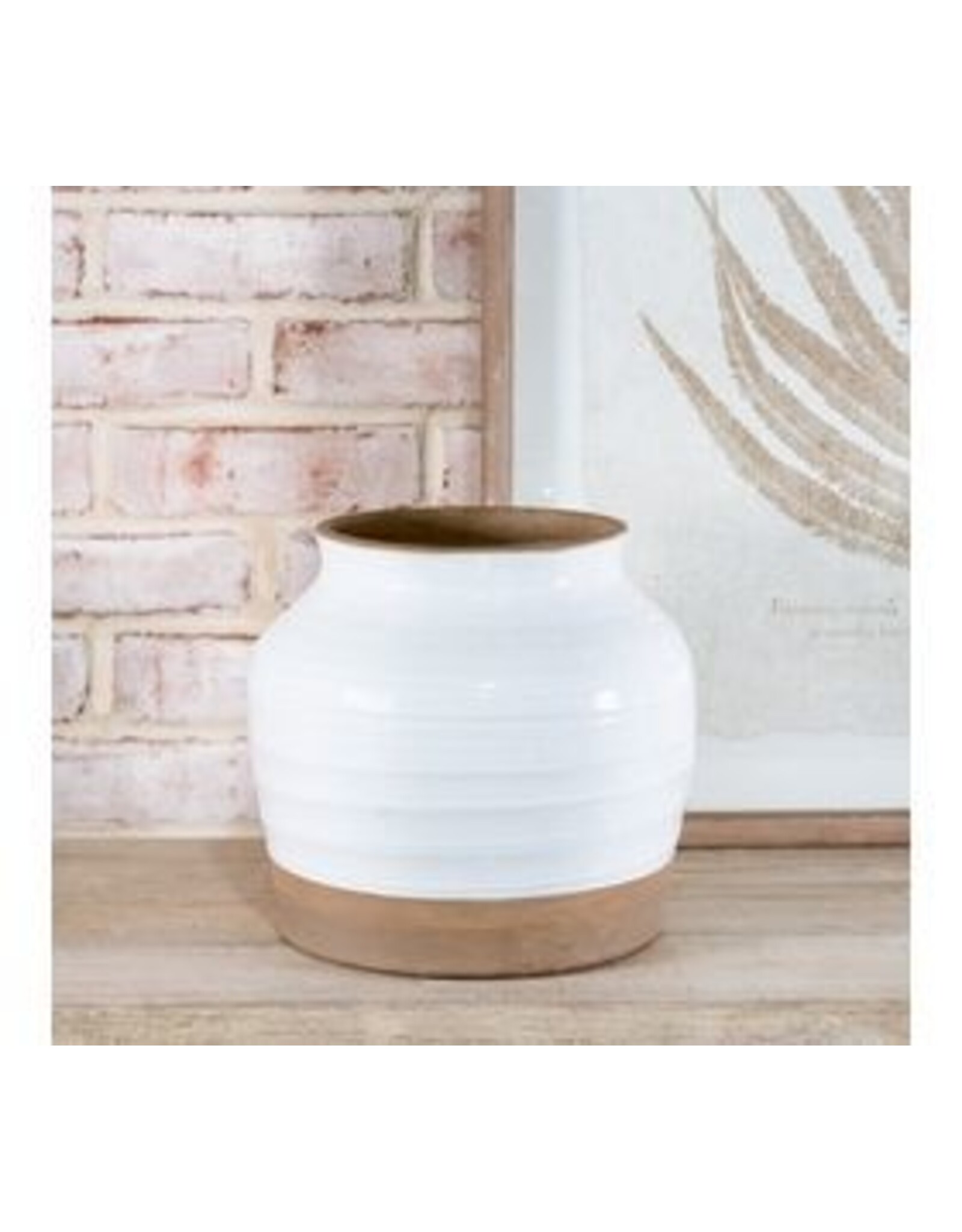 9.5" TWO TONE CERAMIC VASE