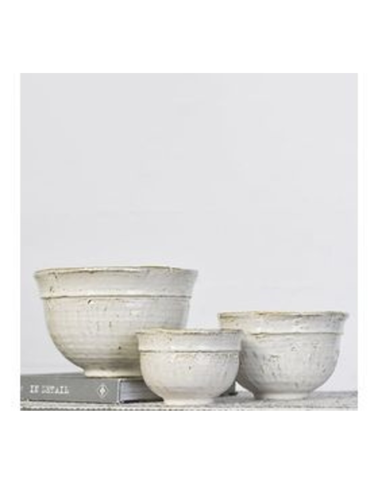 PDHP-028 - S/3 WHITE CERAMIC BOWLS - Medium