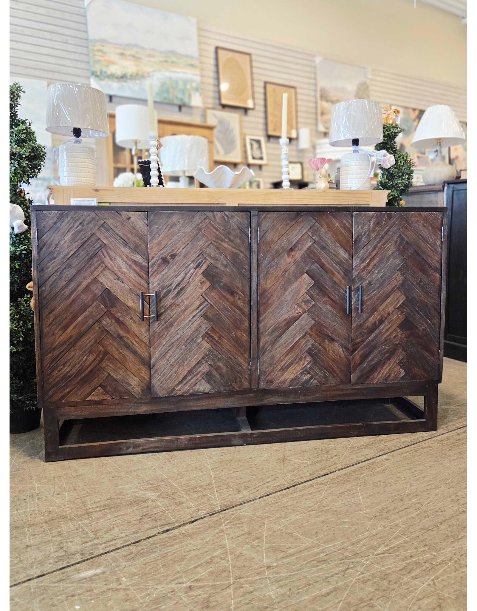 CAB274 Herringbone Credenza 4 Dr 66.1 x 15 x 38.6