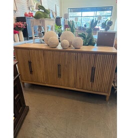 CAB657 Carolina Credenza 6Drs w/uniq moulding 77.1x18.1x38.6"H