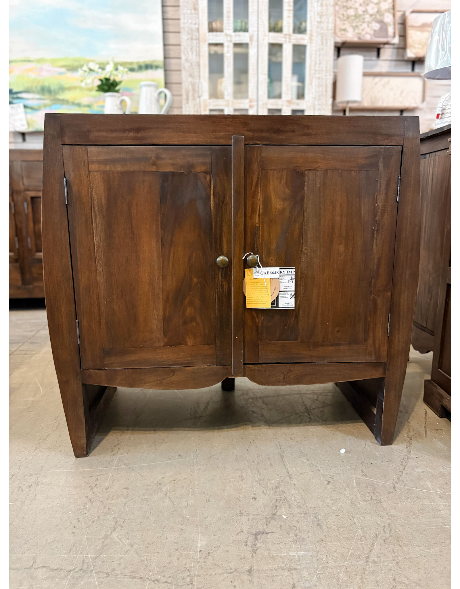 CAB664 Claremont End Table 2pnl drs w/aj shf 37.18.1x34.5"H