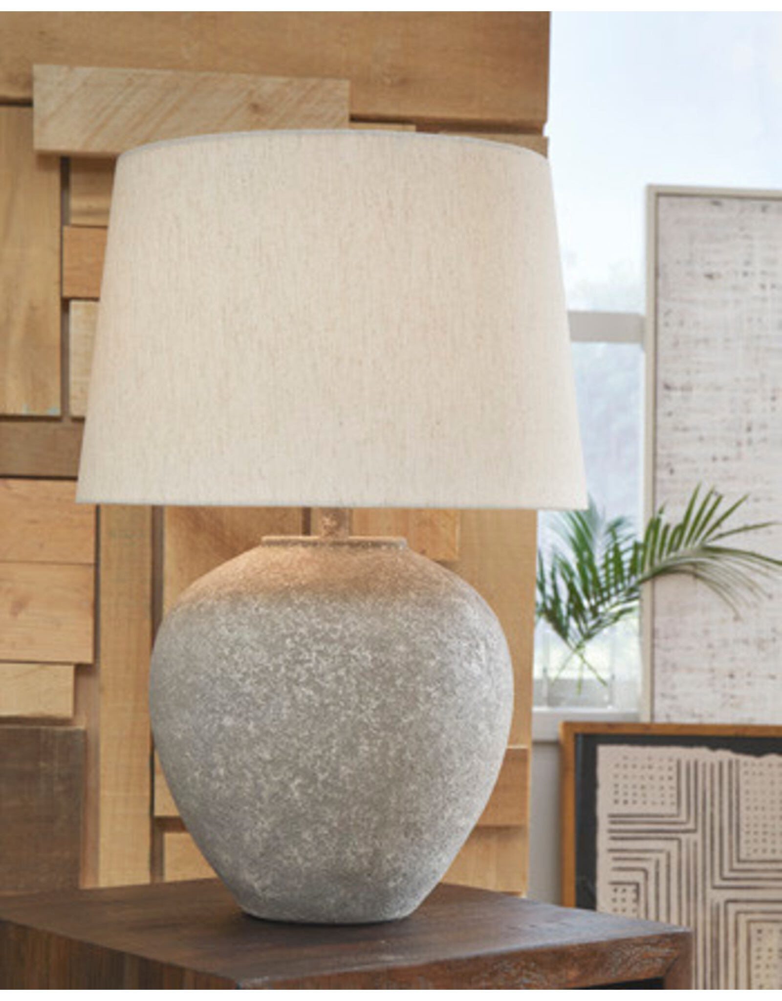 METAL TABLE LAMP Dreward Distressed Gray