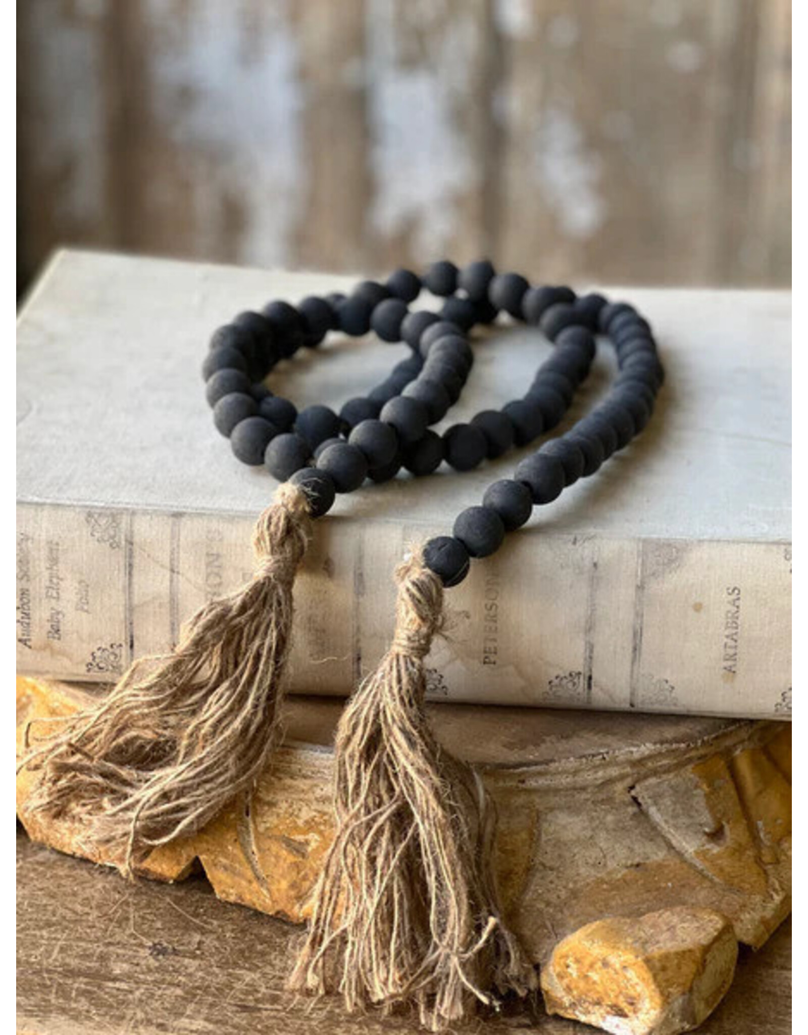 MX8382 Tassel Tied Garland | Black