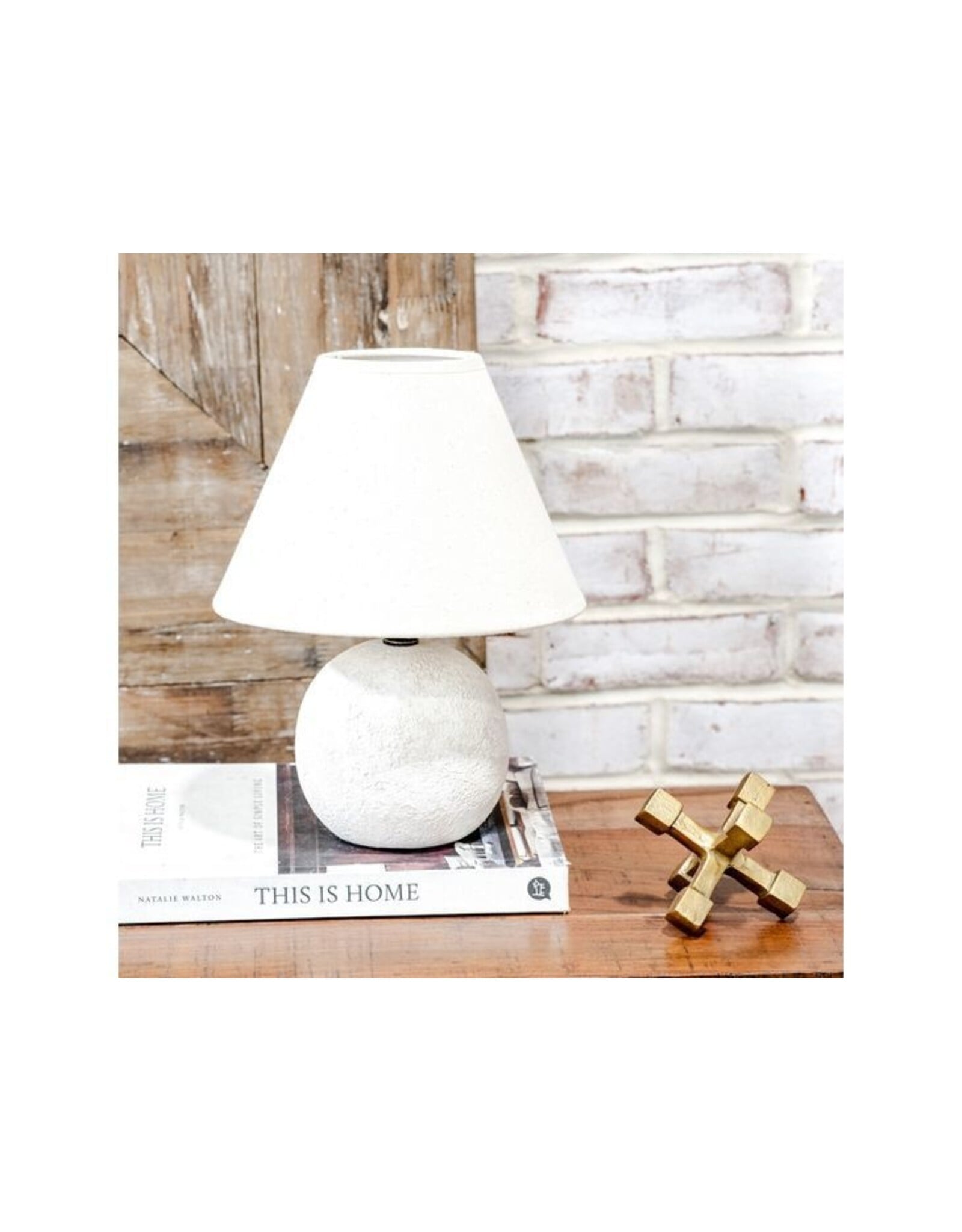 10.8" ROUGH WHITE CERAMIC LAMP