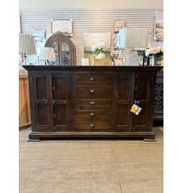 CAB279 Wnchstr 2 Panel Doors 5 Drw W/rg 68.8x15.7x39