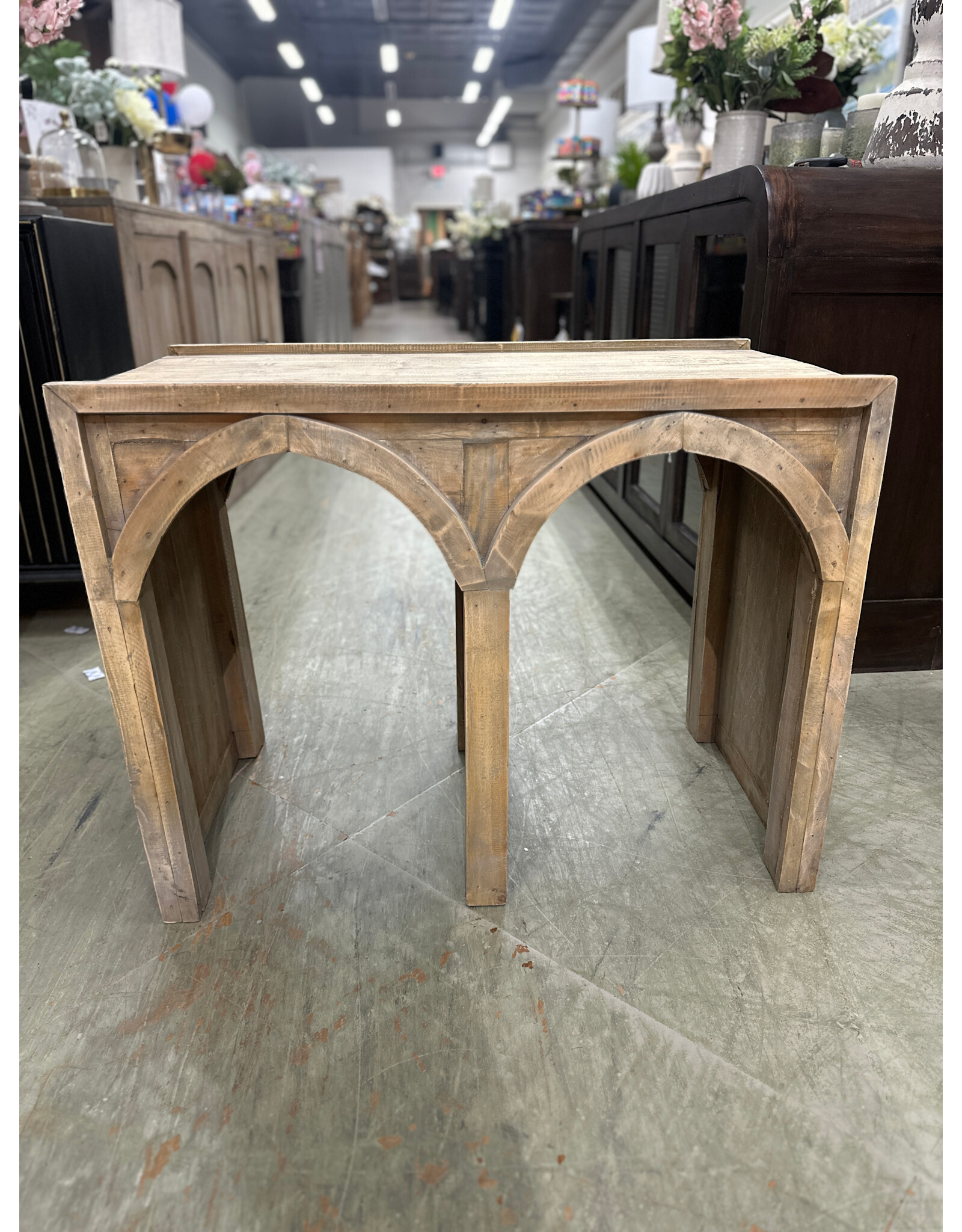 TAB1659 Arched Sideboard 2 arches 34.6x18.1x25.6"H