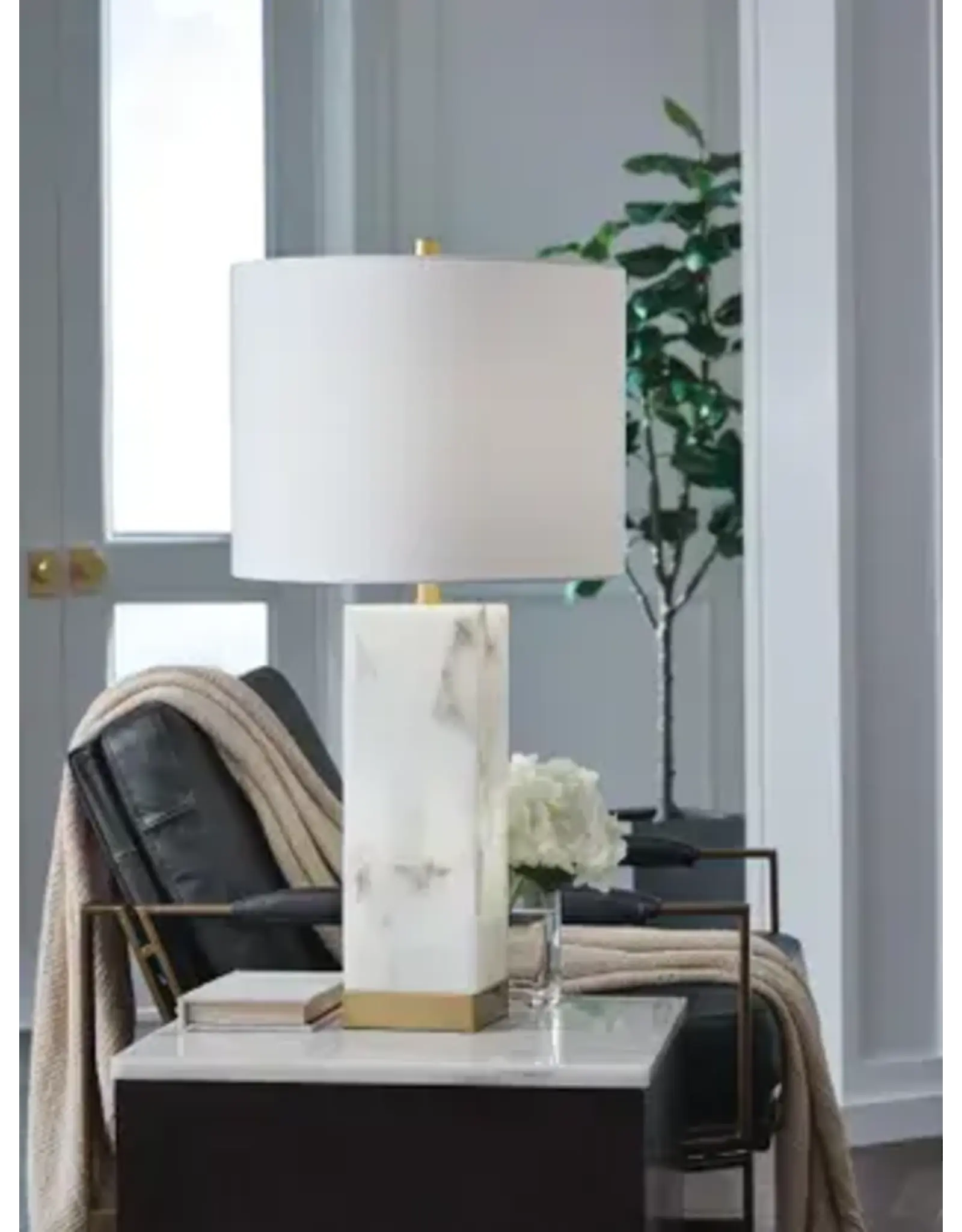 Linderfield Alabaster Table