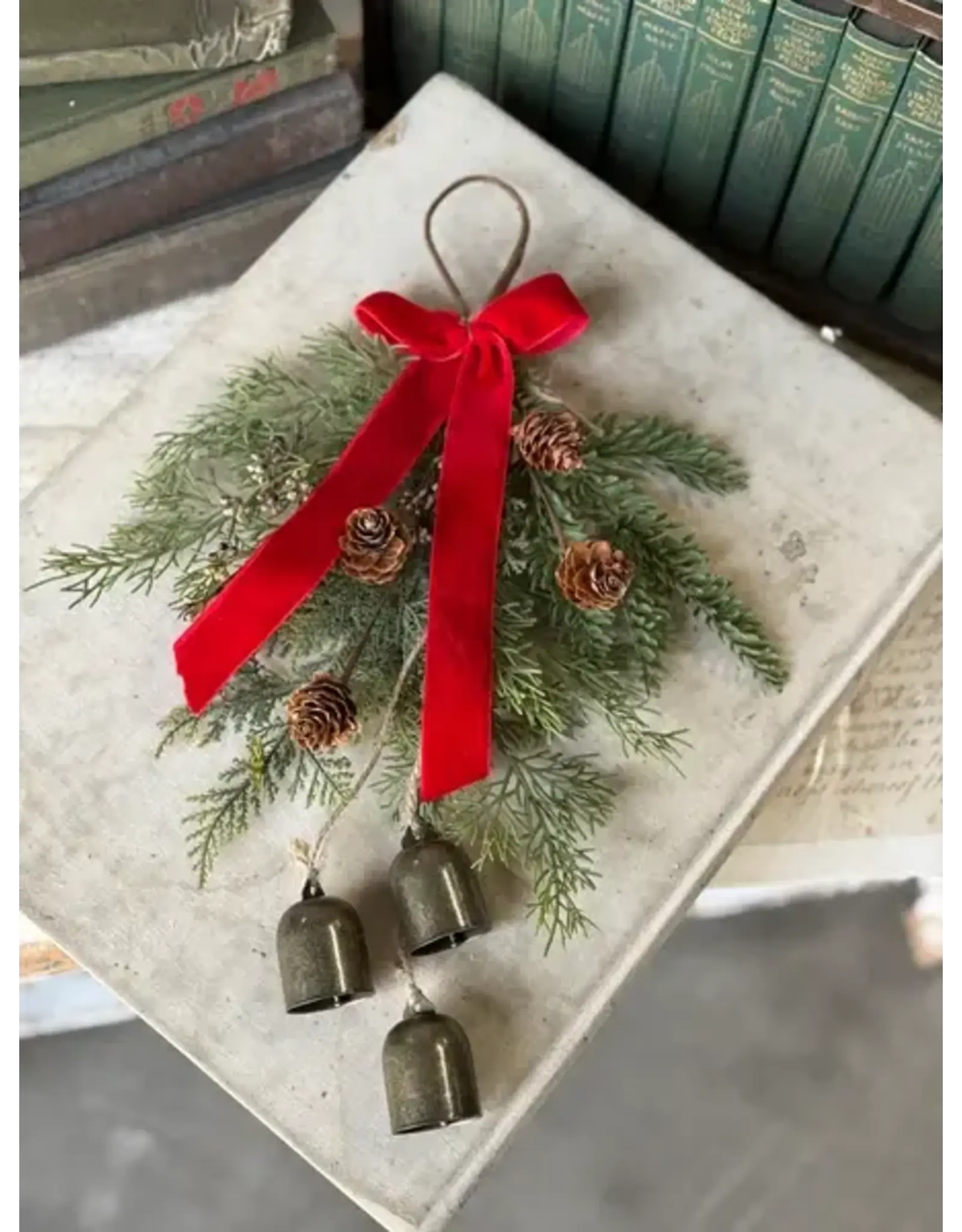 XBR2795 15" Merry Melody Hanging