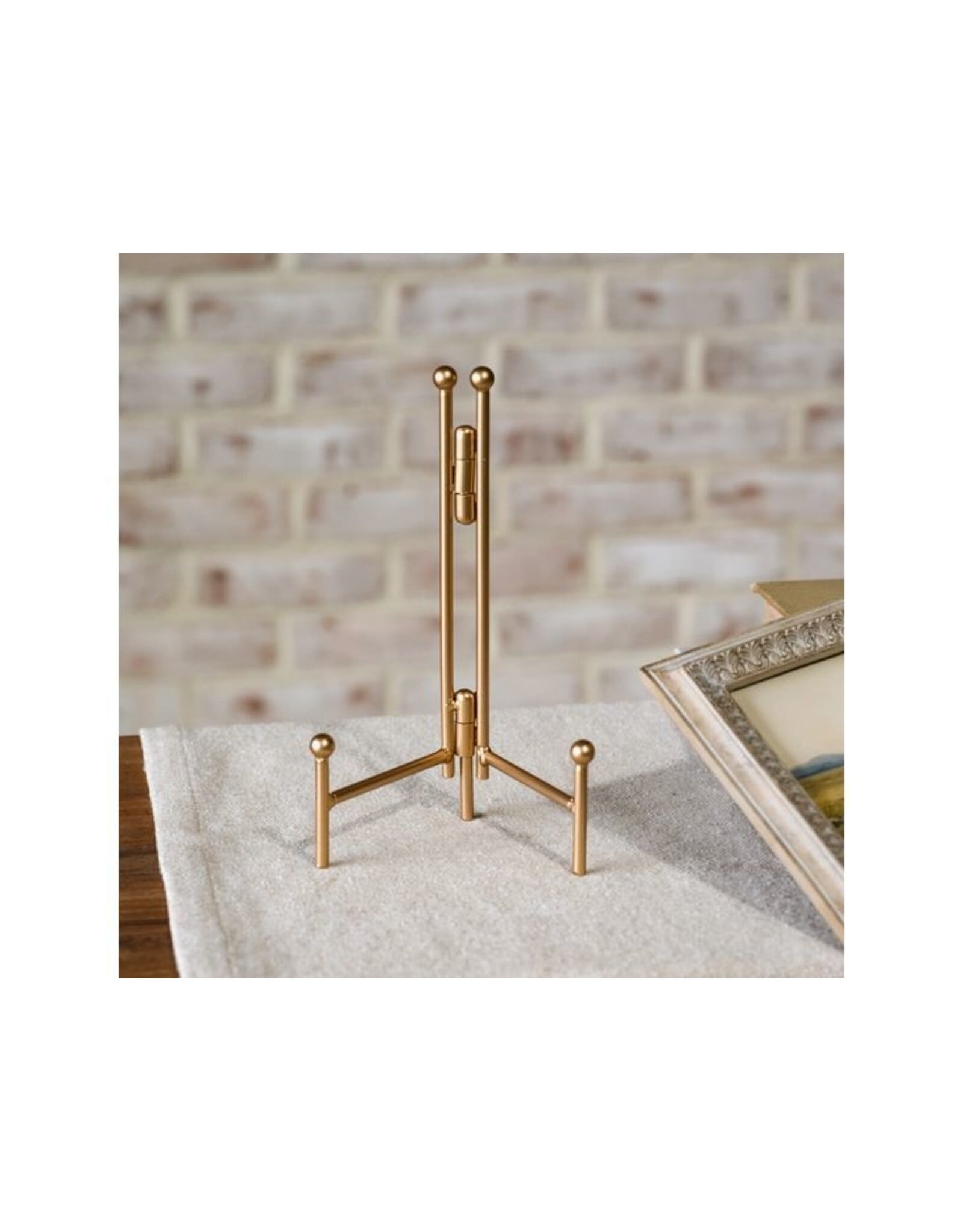 PDEN20-GOLD 8.25" GOLD STRAIGHT BACK EASEL