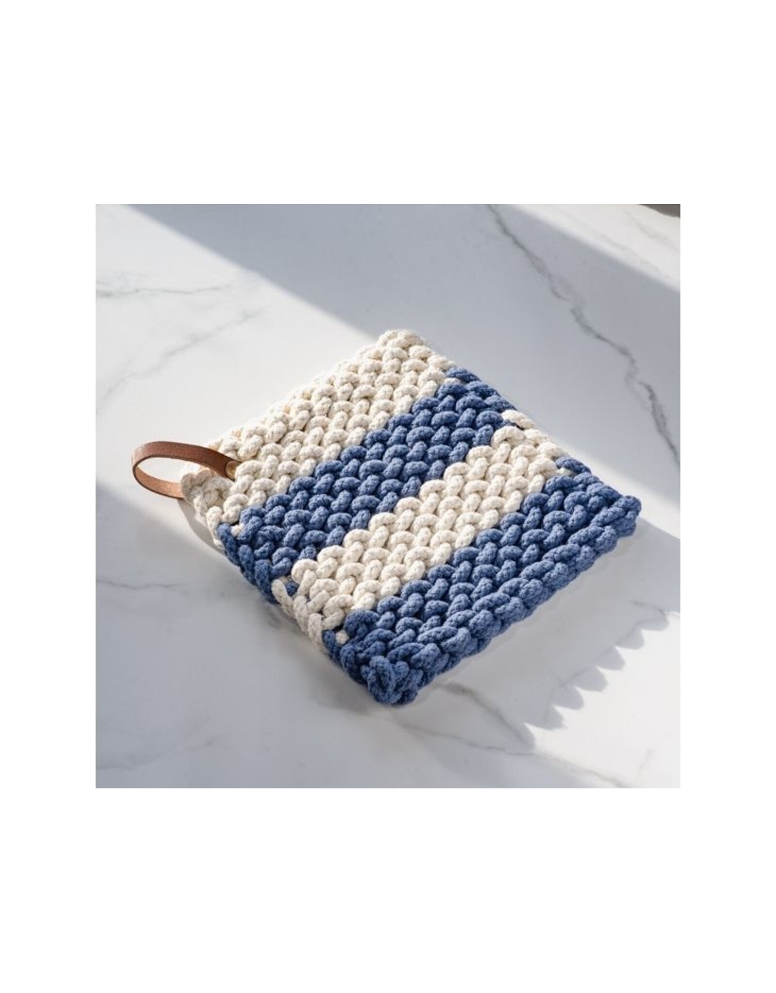 PDJD015CREAM/BLUE STRIPE KNIT POT HOLDER