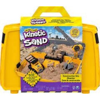 Kinetic Sand Kinetic Sand, Construction Site Folding Sandbox Playset with Vehicle and 2lbs Kinetic Sand, for Kids Aged 3 and up