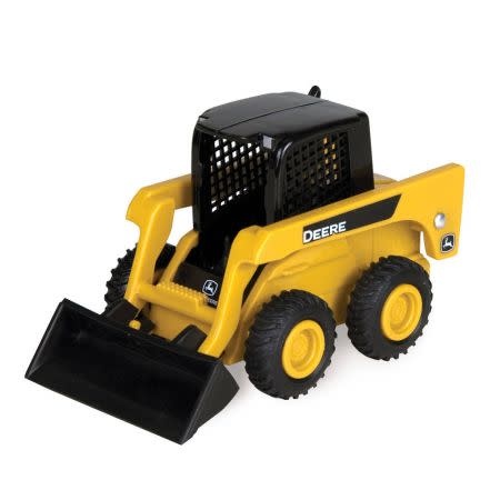 32 JOHN DEERE SKID STEER