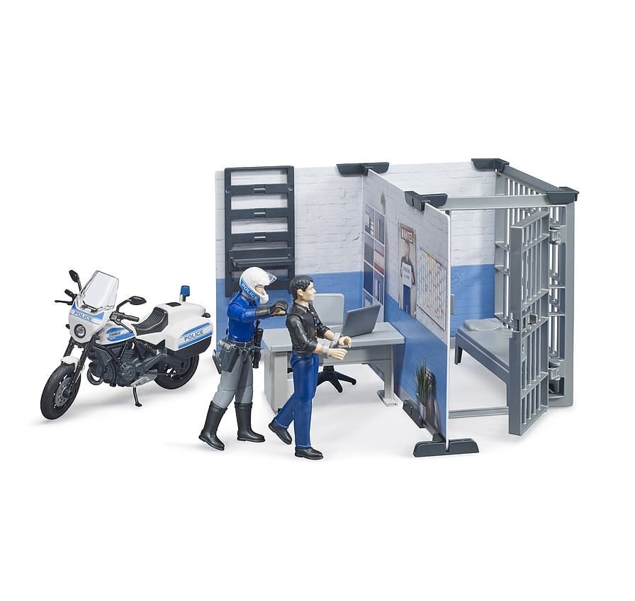 Bruder bWorld police Station w/Police Motorbike