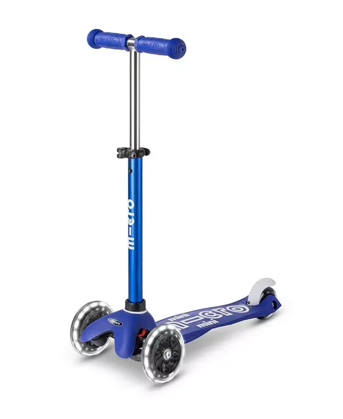 Micro Maxi Deluxe LED Scooter - Blue/White
