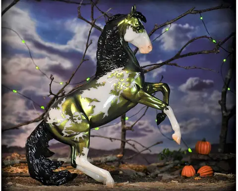 Breyer Breyer 2022 Halloween Horse Maelstrom