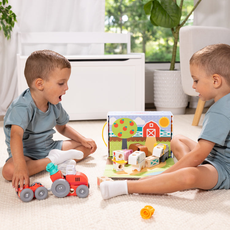 Melissa & Doug Blockables Farm Play Set