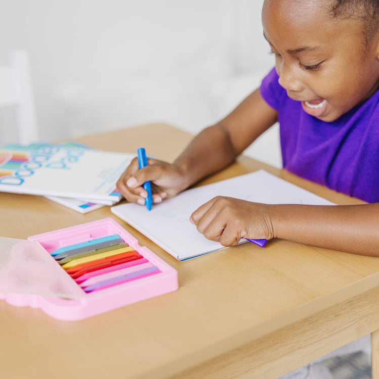 Melissa & Doug Princess Crayon Set