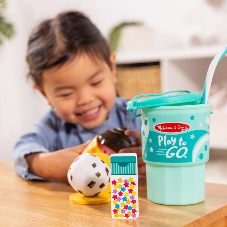 Melissa & Doug Play To Go Ice Cream Set
