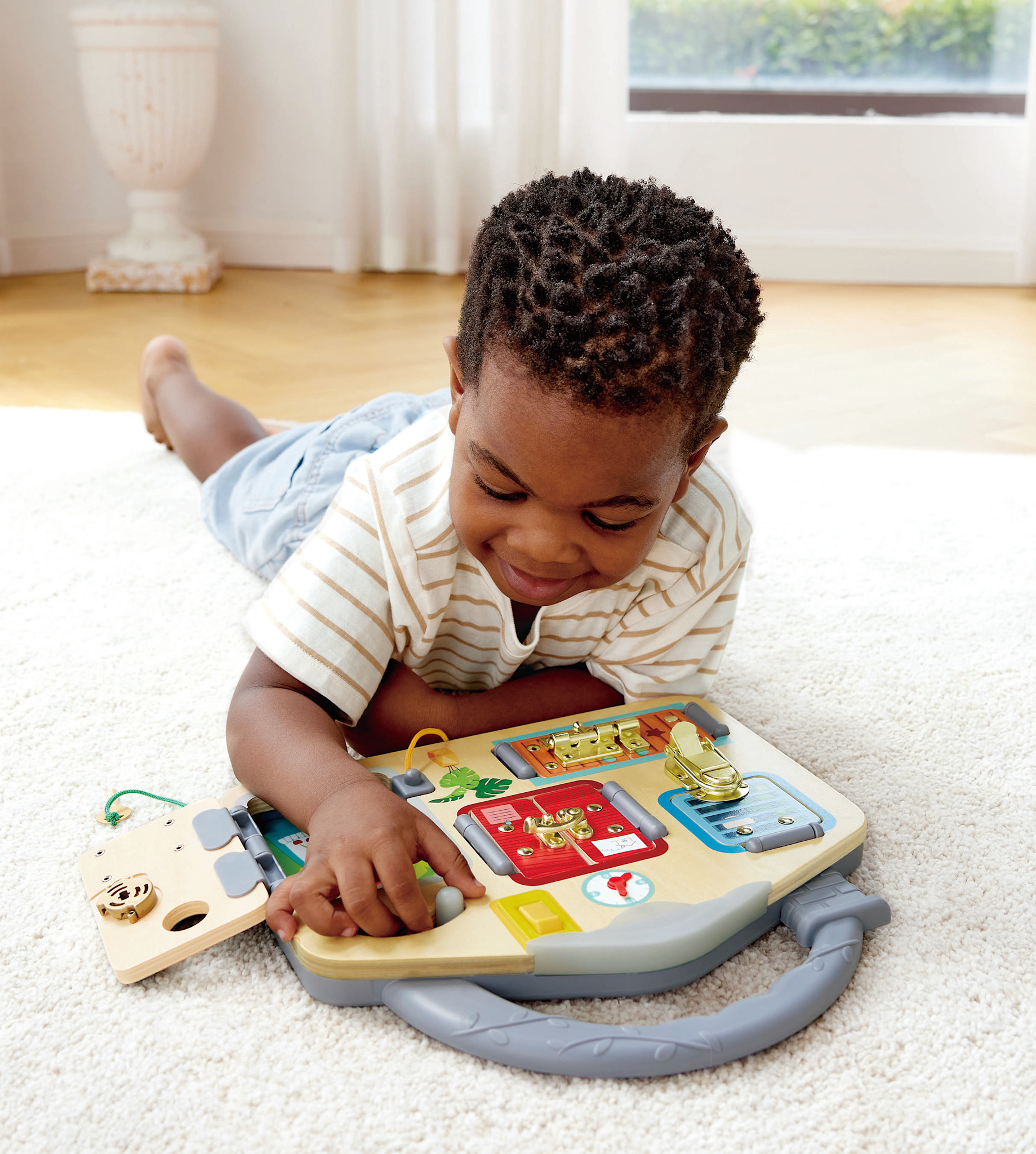 Hape Lock & Learn Playboard