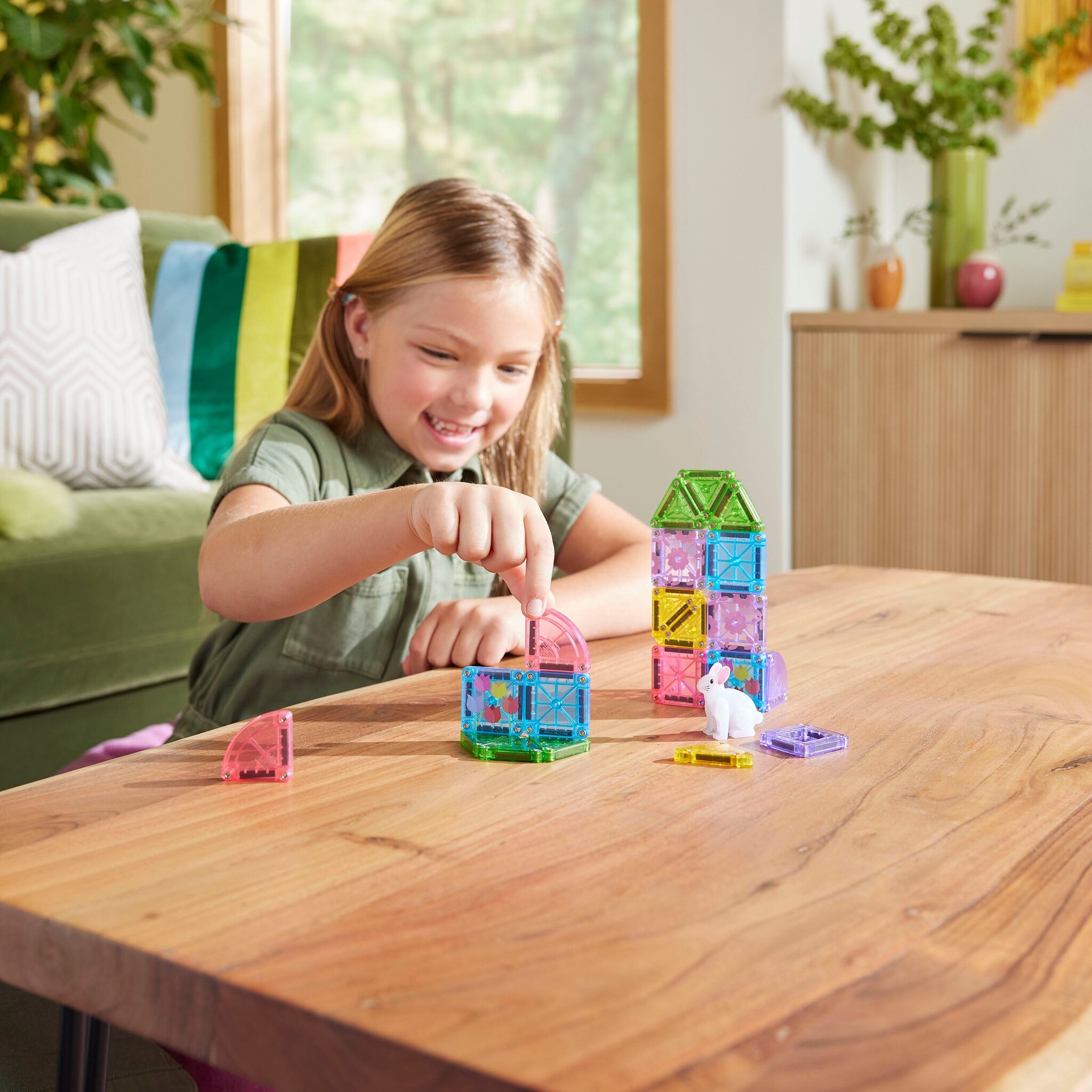 Magna-Tiles microMAGS Spring Garden 24-Piece Travel Set