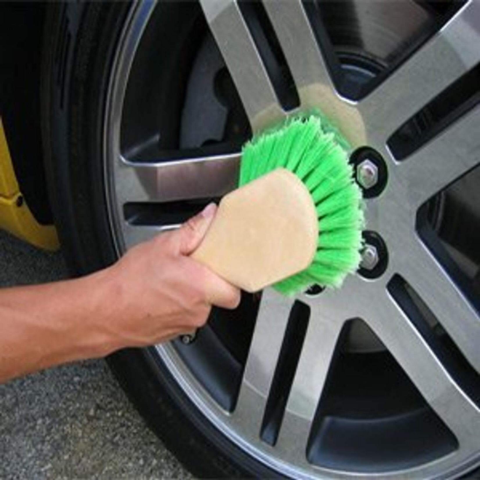 Short Green/Gray Wheel and Tire Brush