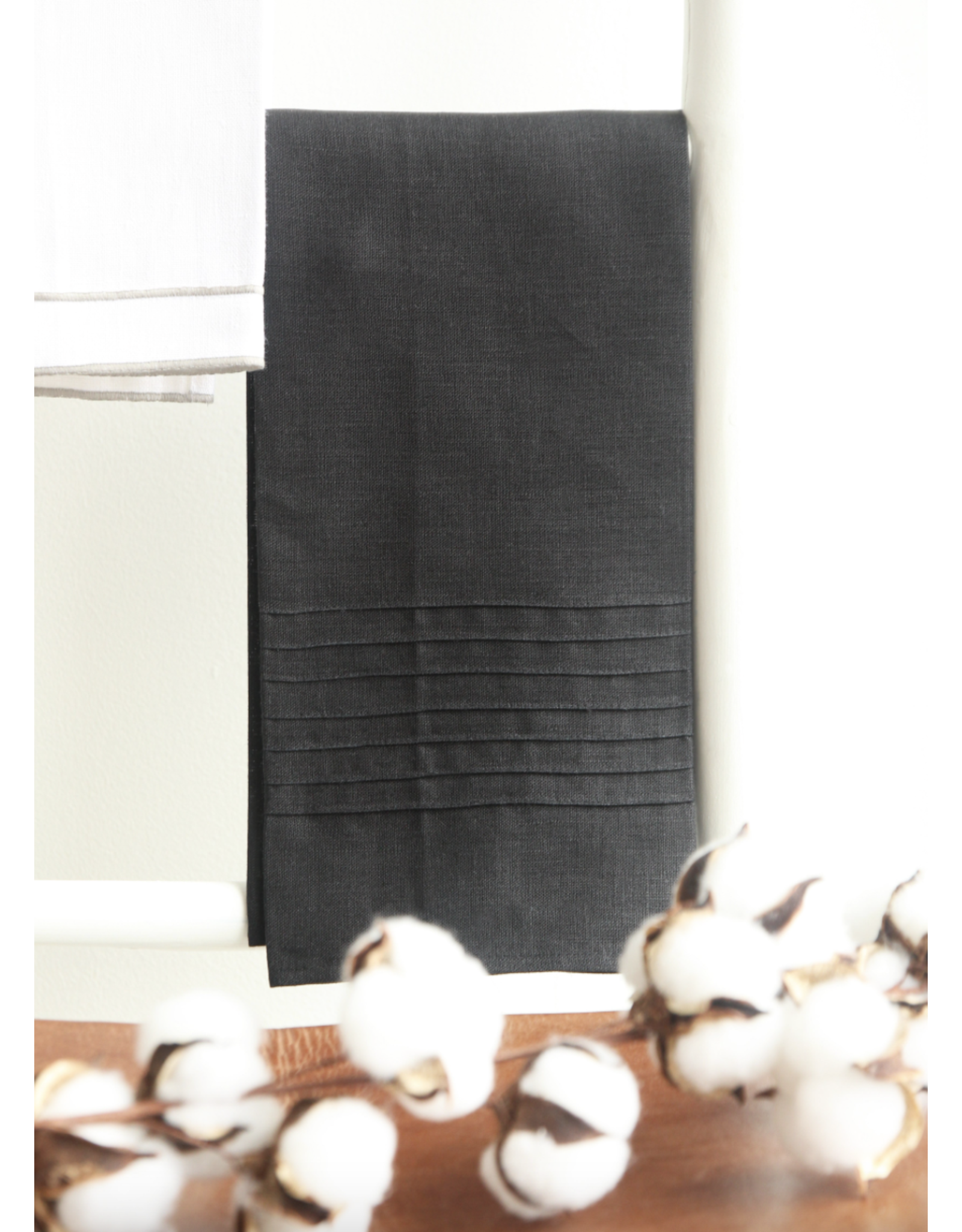 Pleated Linen Tea Towel - Black