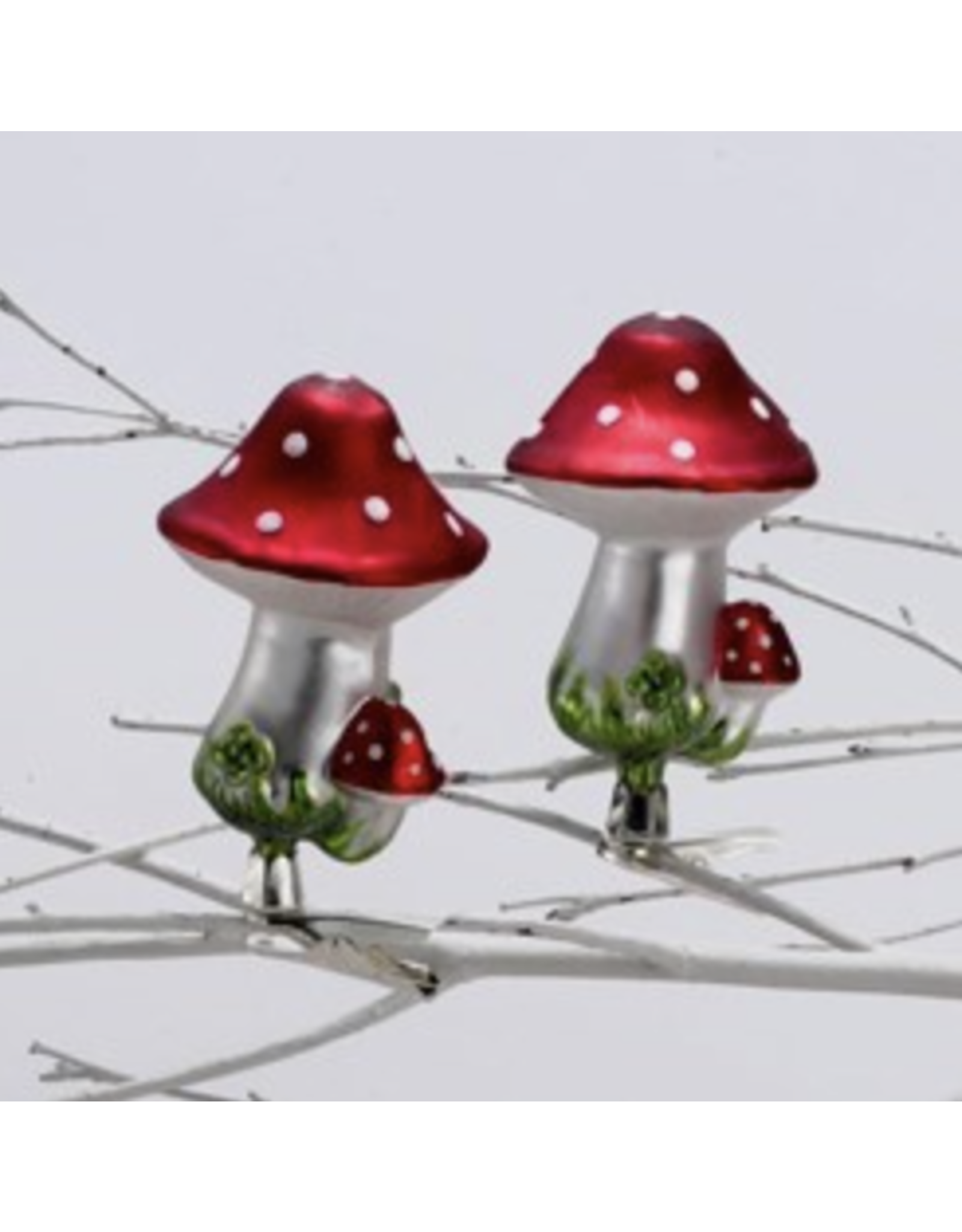 4" Clip on Glass Mushroom