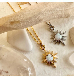 Pika & Bear Estrella Starburst Opal Charm Necklace