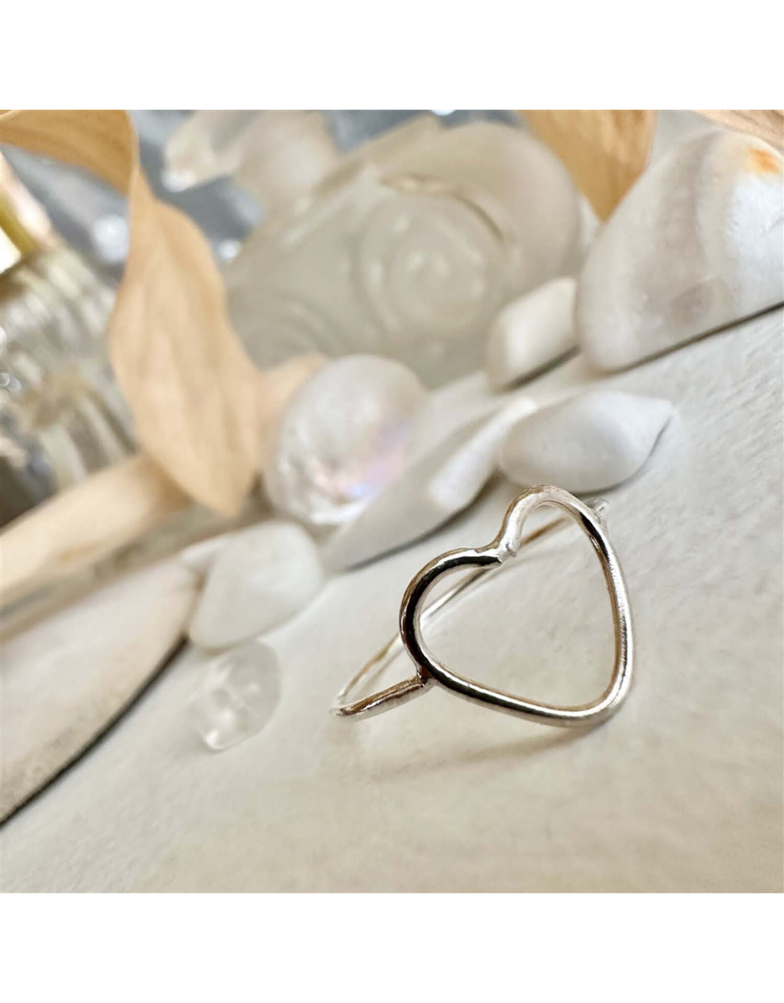 Pika & Bear Peri Heart Outline Ring Sterling Silver