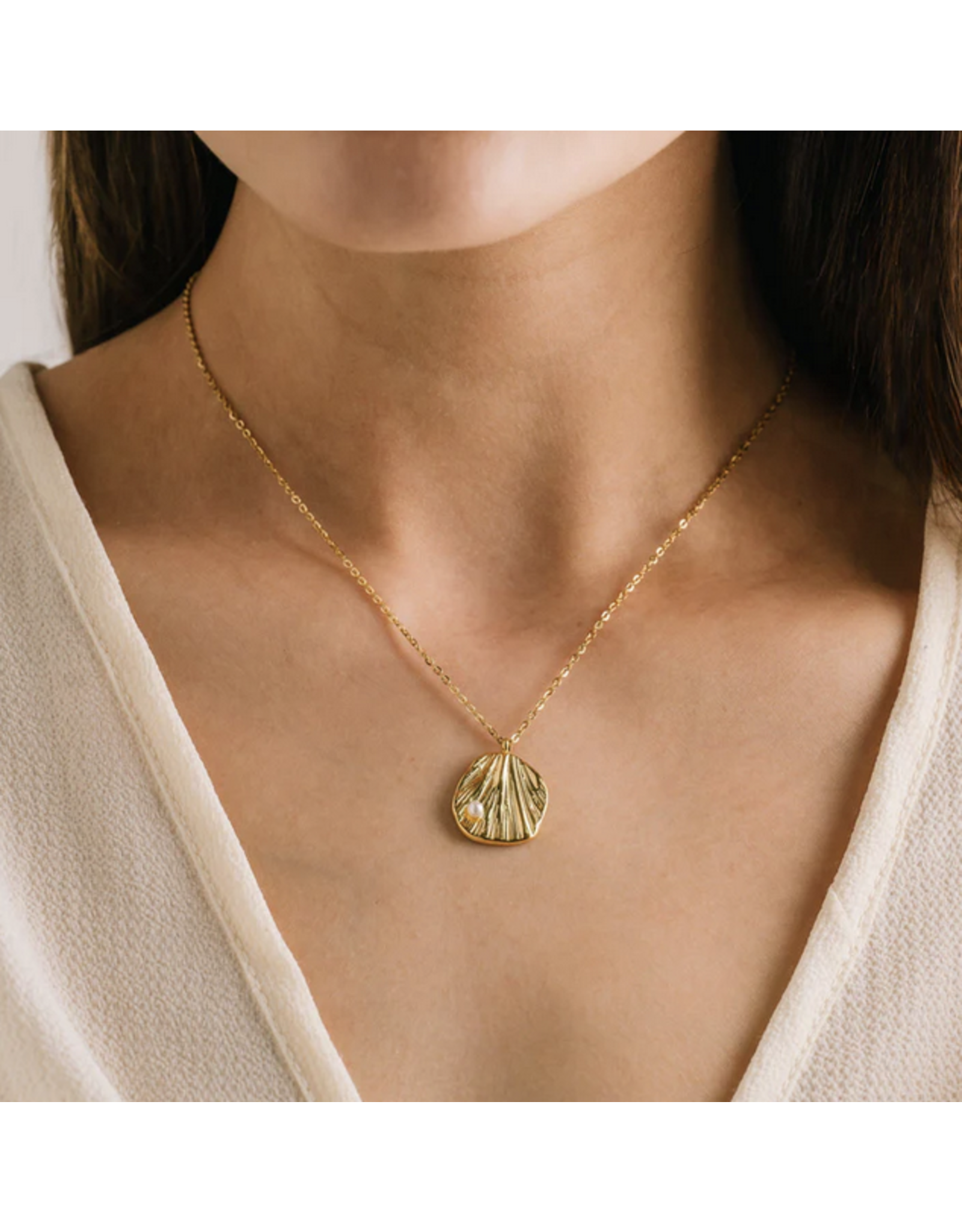 Cove Pearl Necklace - Gold