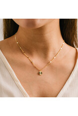 Everly Circle Necklace Gold