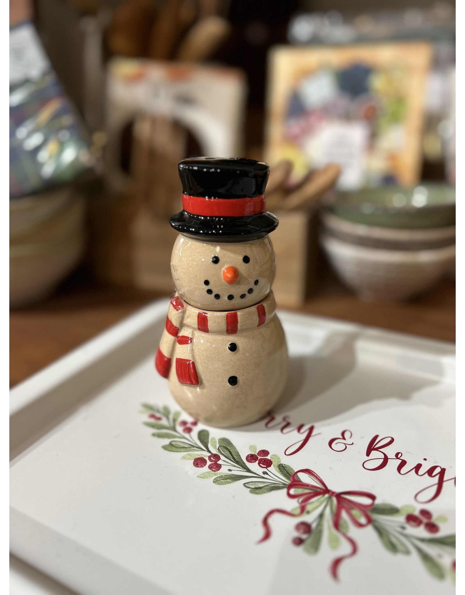 Snowman Salt & Pepper Shakers, 2 Pieces