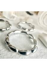 Pika & Bear Excelsa Oval Beaded Ring - Silver
