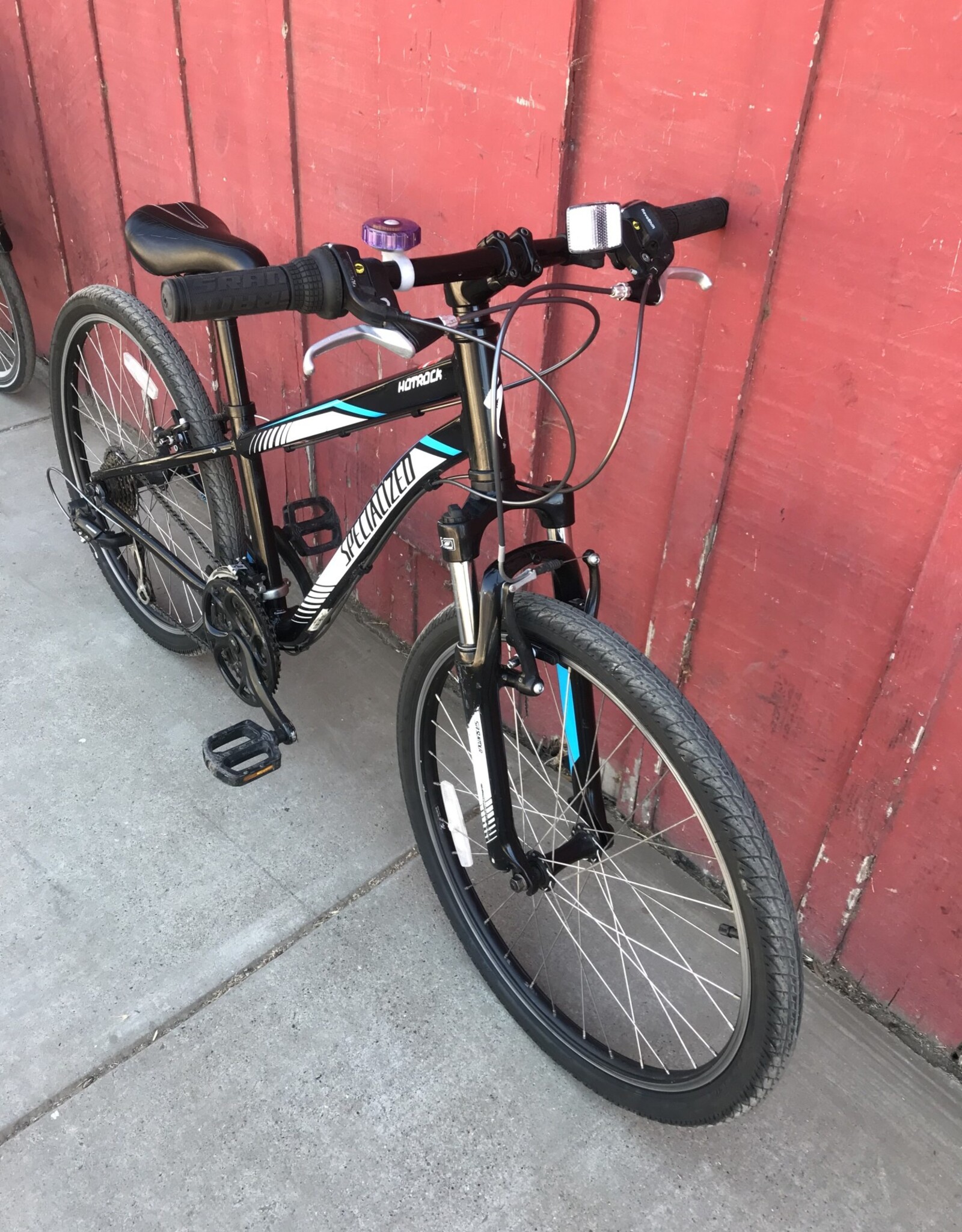 Specialized Hotrock - 24" - Black/Blue