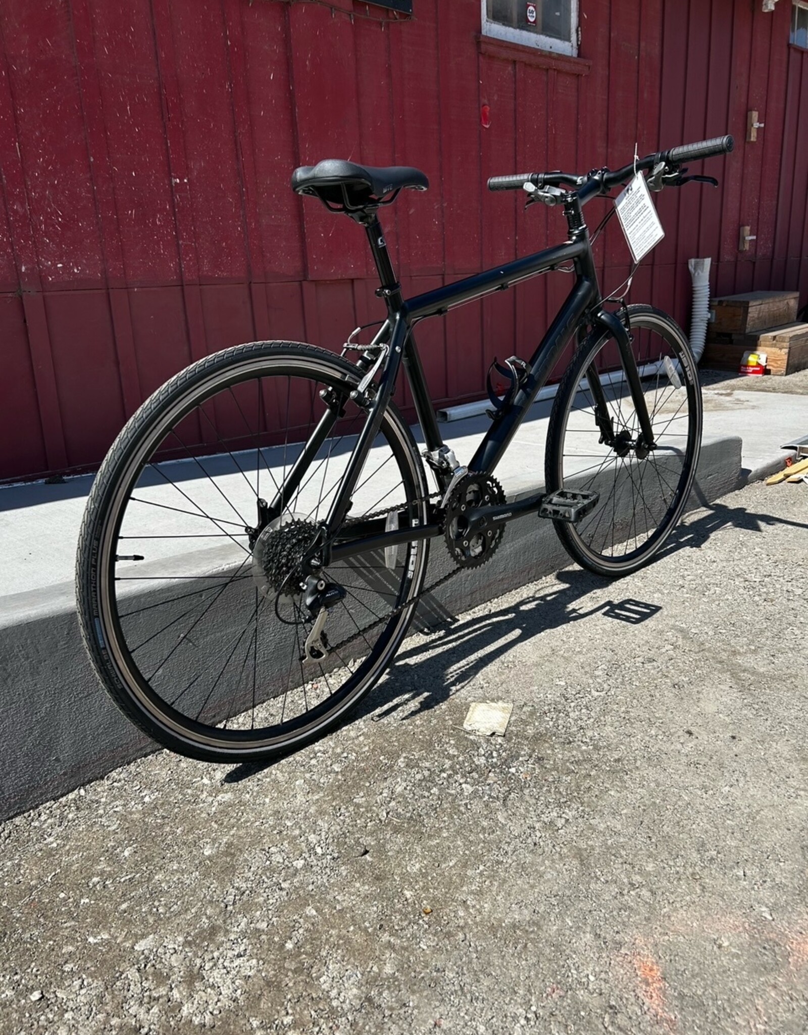 Cannandale - Hybrid - large - black