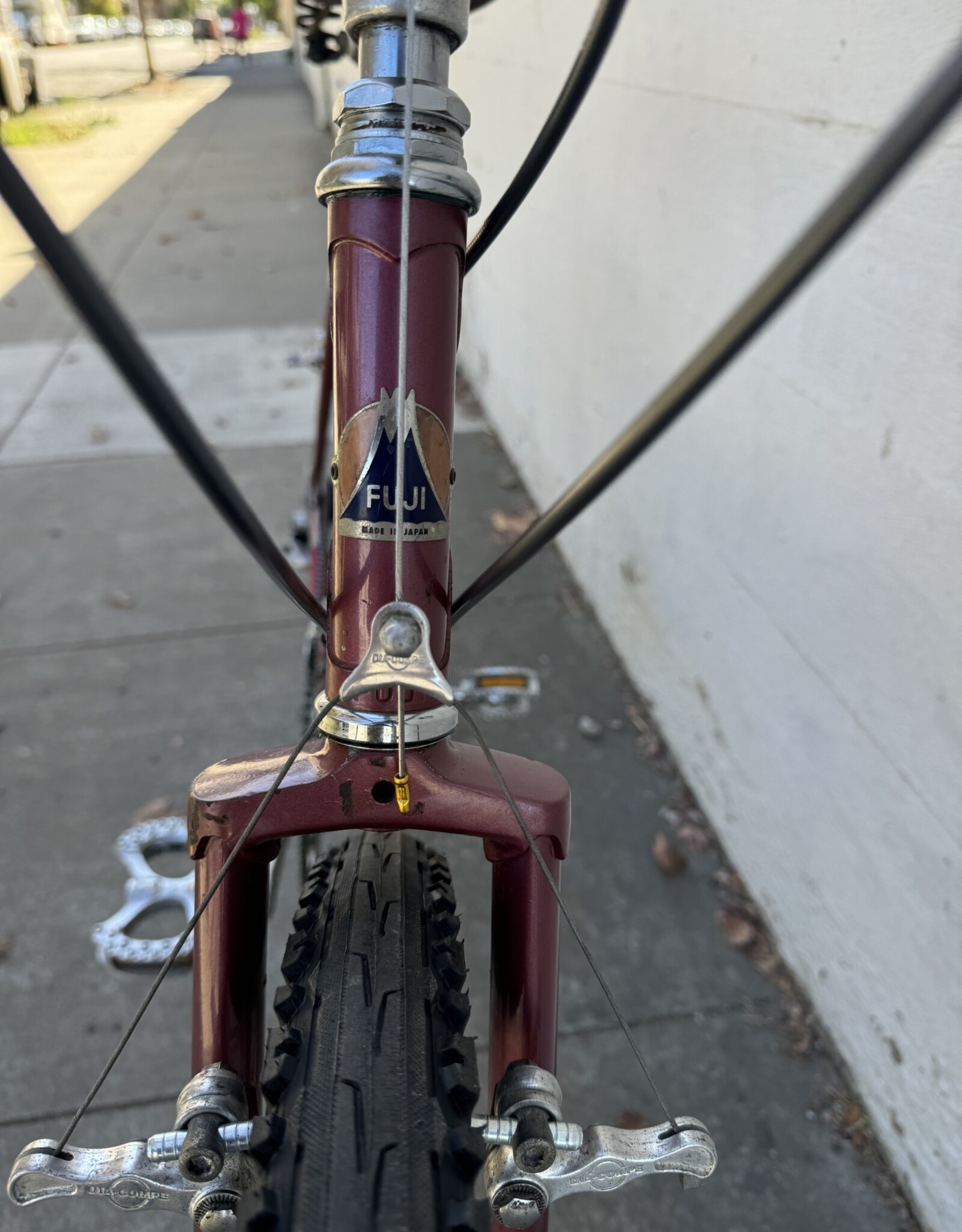 Fuji Sundance - 18" (small) - Maroon