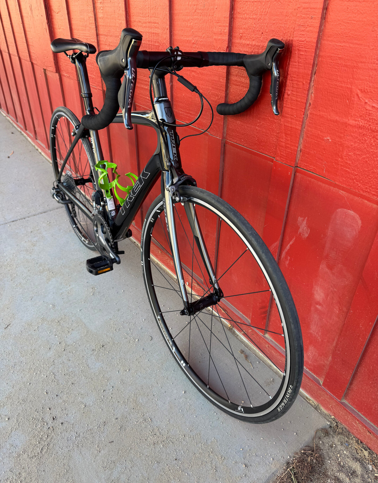 Trek Domane 5.9 - 52cm - Gray/Black