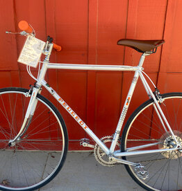 peugeot - 57 cm - white peugeot - 57 cm - white