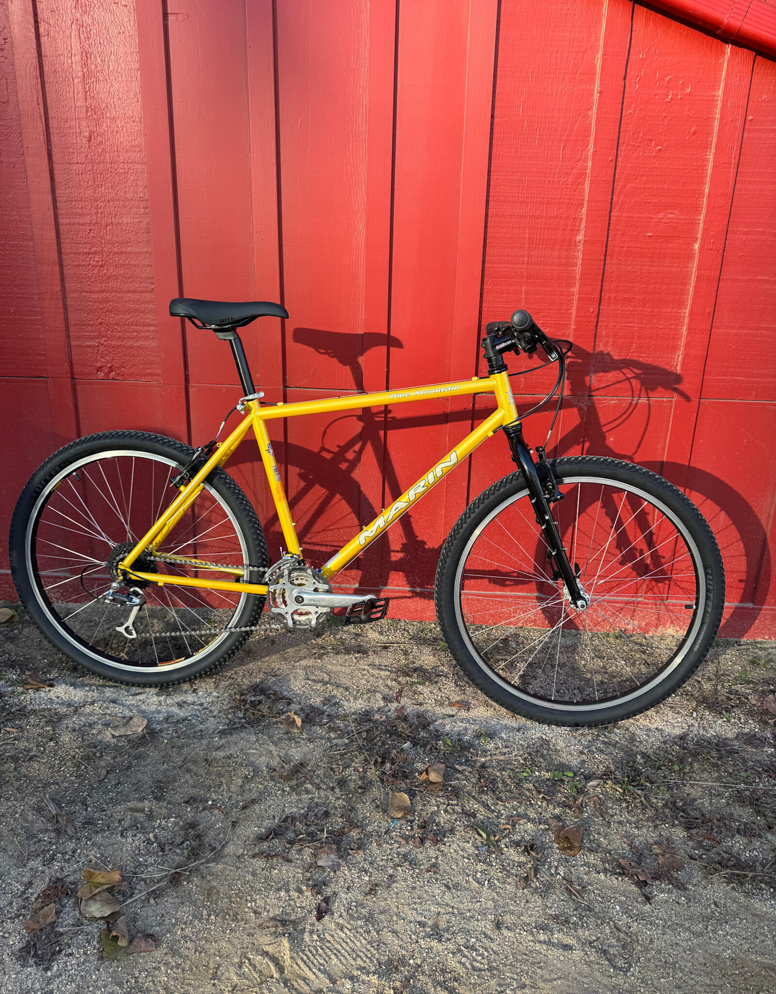 Marin Pine Mountain - 19" - Yellow