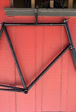 Mystery frame XL black