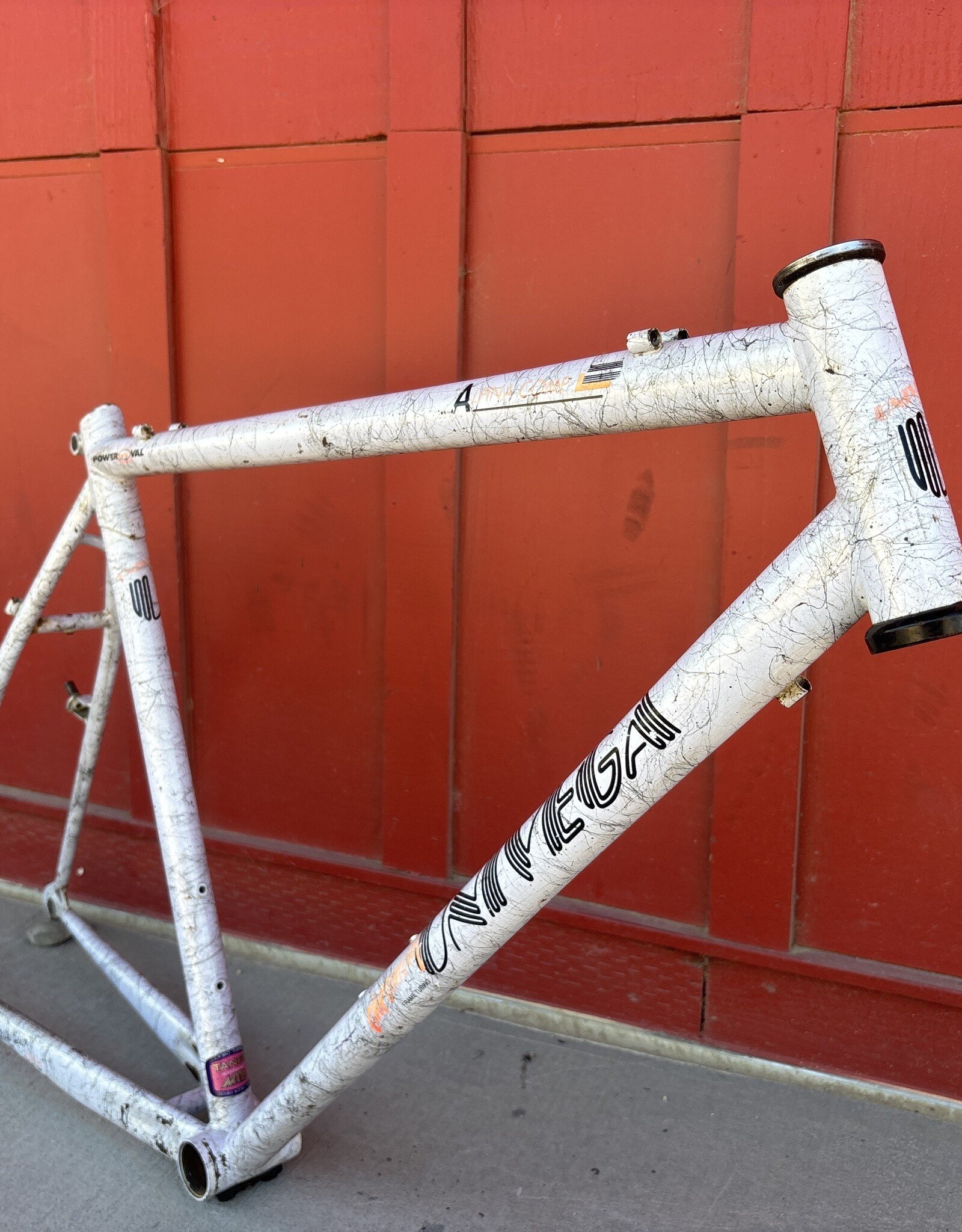 Univega alpina comp 20” white splatter