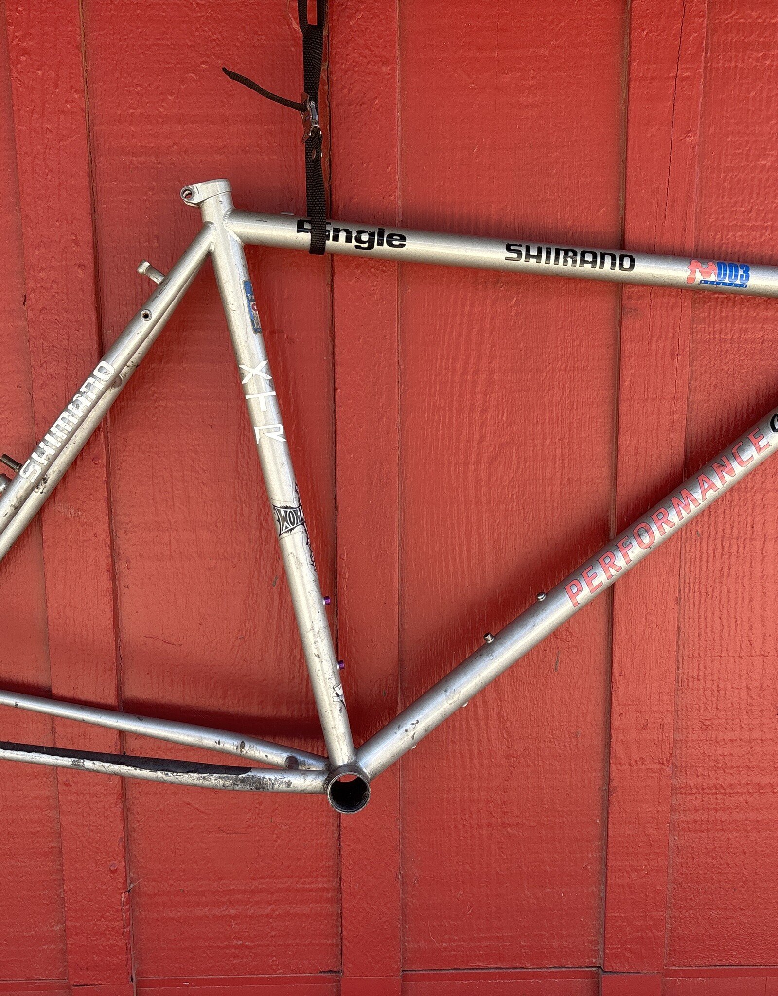 Performance m003 21” silver