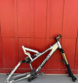 Titus Quasi Moto - silver - XL 21"